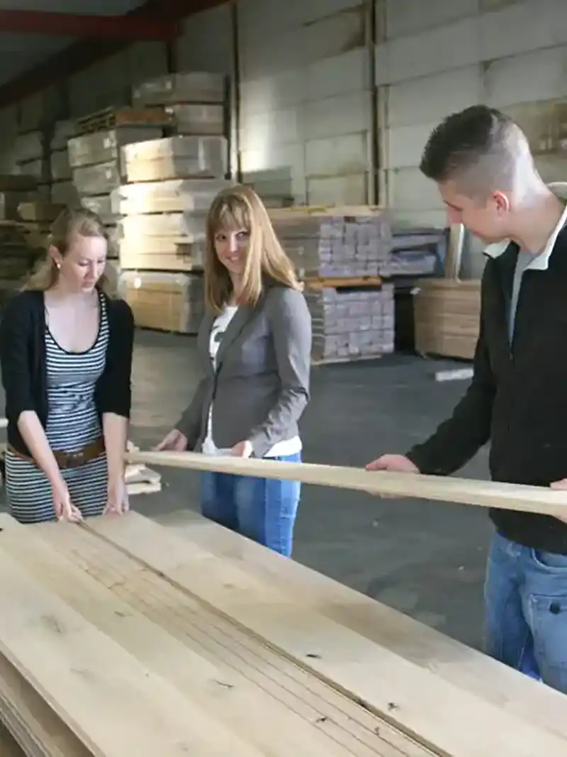 Tiel houten vloer tafel; soorten houten vloeren Tiel houten vloer tafel; houten vloer kiezen in loods
