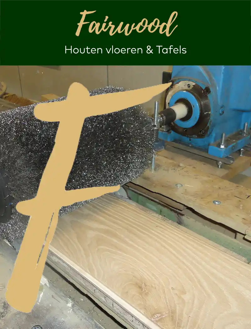 borstelen-voorfoto-mob Borstelen houten vloer om de houtnerf en houttekening te accentueren