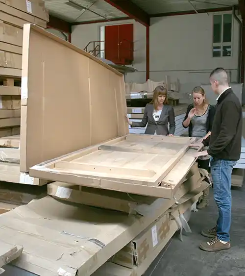 uitzoeken tafel uitzoeken tafel in loods