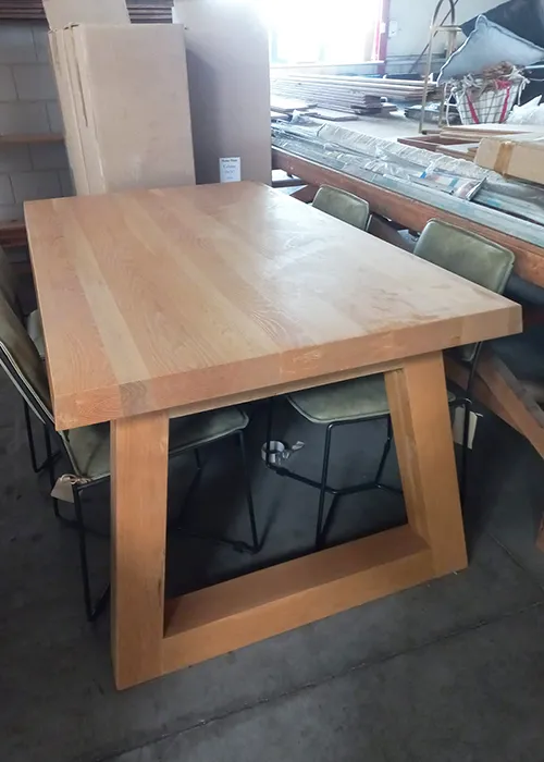 Angle eettafel outlet eiken eettafel angle opruiming