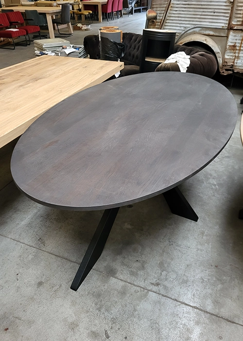 Edinburgh zwart 220 outlet Edinburgh dekkend zwarte ovale tafel outlet opruiming