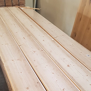 Houten planken voor Wand Witte lambrisering Houten planken tegen muur bevestigen